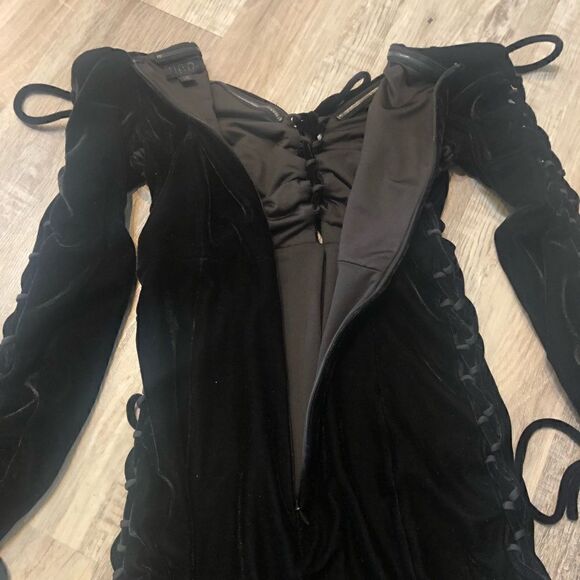 REVOLVE NBD Olivia Velvet Lace Up Off Shoulder Mini Dress Size XXS - Picture 11 of 12